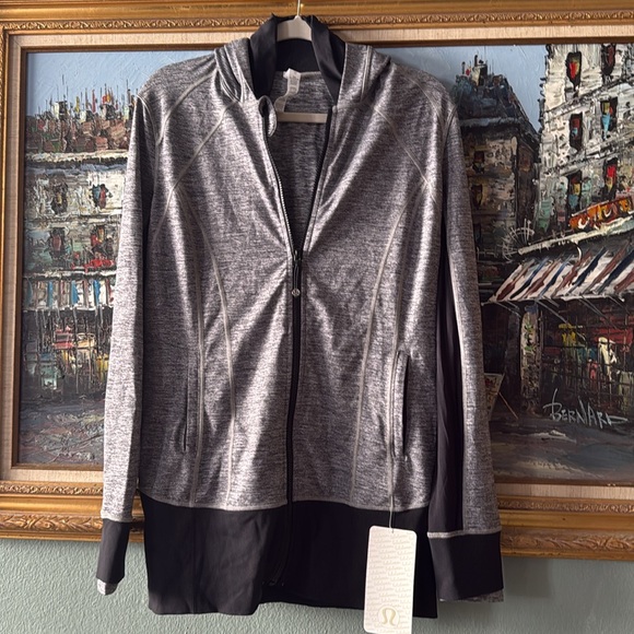 NWT lululemon daily practice jacket size 12 - Picture 3 of 9